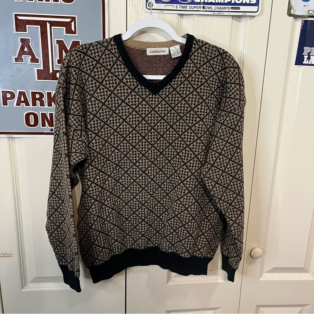 Claiborne Men’s V-Neck Sweater